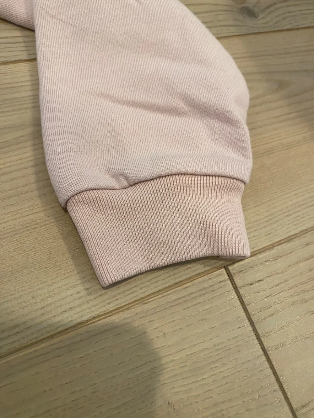 J. Crew Crewcuts Girls’ Size XL Light Pink Crewneck with Raglan Sleeves